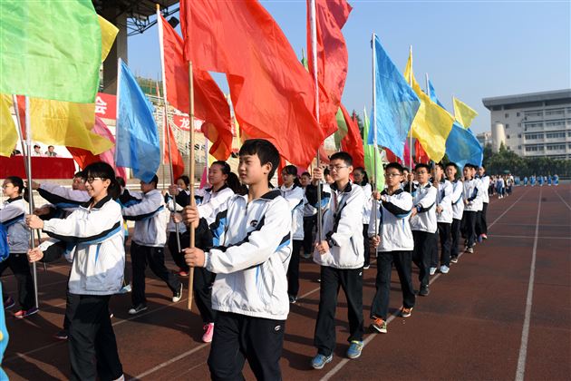 健体魄 强素质 保护环境 从我做起——棠外初中部第十四届学生田径运动会