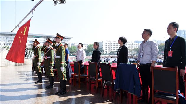 健体魄 强素质 保护环境 从我做起——棠外初中部第十四届学生田径运动会