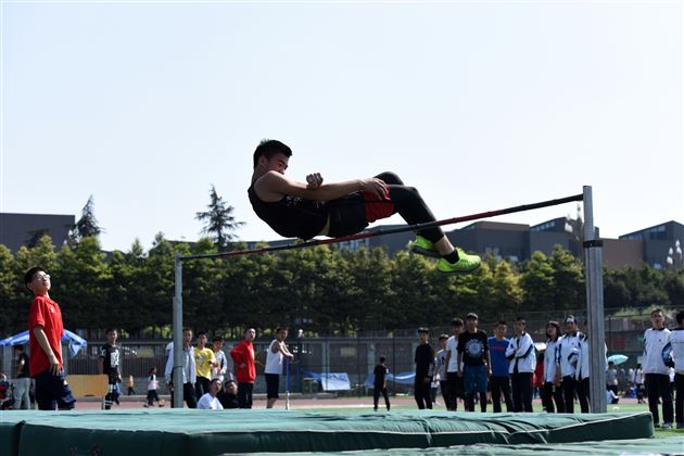 健体魄 强素质 保护环境 从我做起——棠外初中部第十四届学生田径运动会