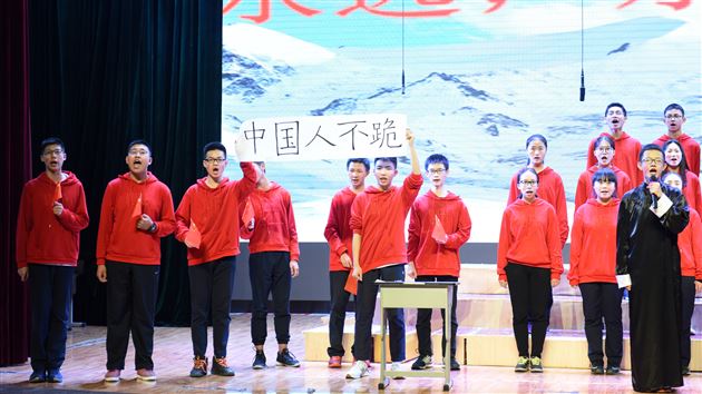 抑扬成诗韵 朗然诵清声——棠外高2016级诗歌朗诵比赛成功举行