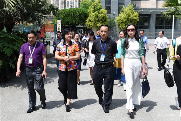 云南省开远市考察团一行莅临棠外取经