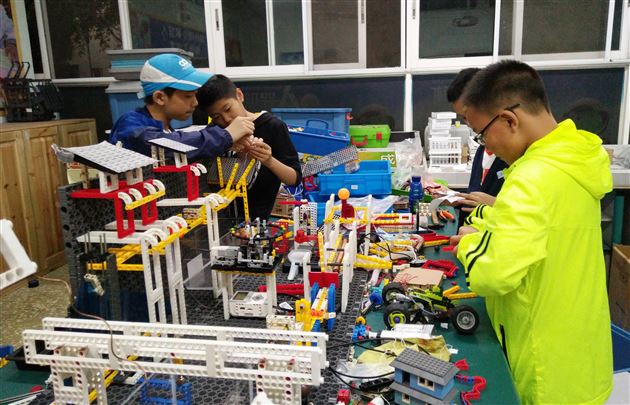 棠外附小机器人代表队参加省赛获两项一等奖