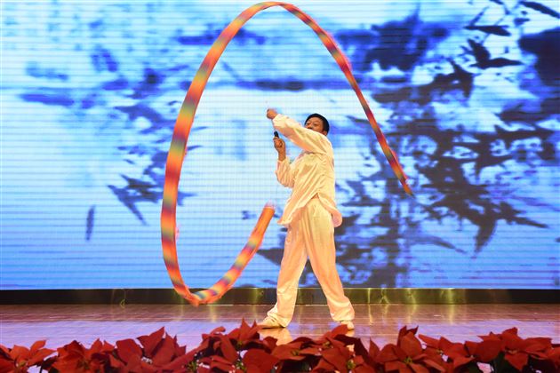 棠外实验幼儿园举行“品国学·诵经典”六一文艺汇演