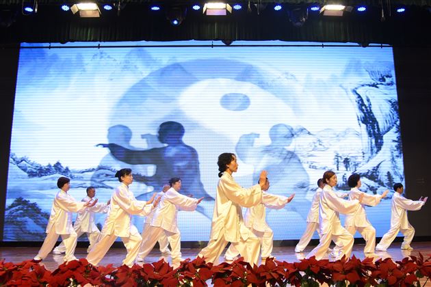 棠外实验幼儿园举行“品国学·诵经典”六一文艺汇演