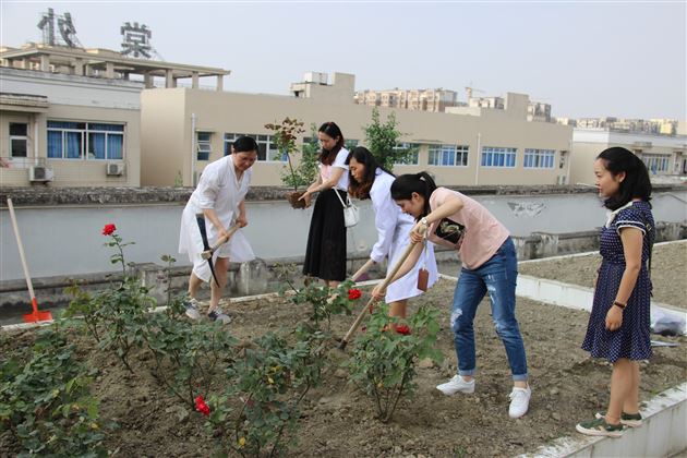 开心植物园——《让生物从理论走向实践》系列活动