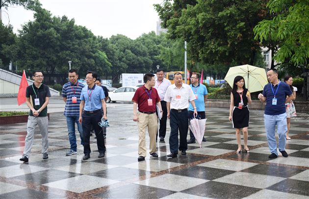 成都市教育局巡考小组开展中考巡考工作