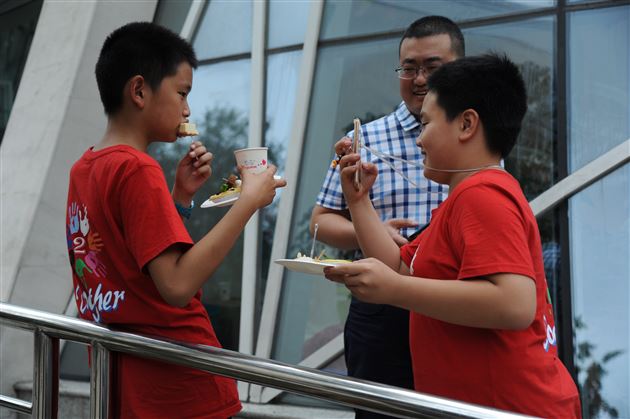 感激世上爱我的人和我爱的人——棠外附小隆重举行2017届毕业典礼