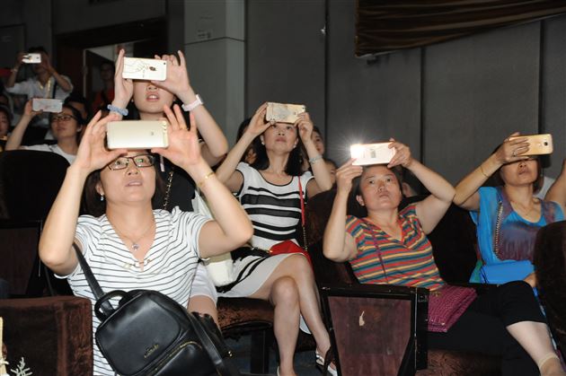 感激世上爱我的人和我爱的人——棠外附小隆重举行2017届毕业典礼