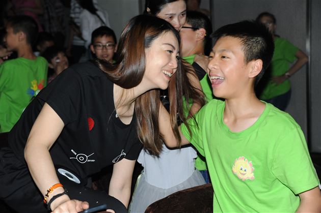 感激世上爱我的人和我爱的人——棠外附小隆重举行2017届毕业典礼