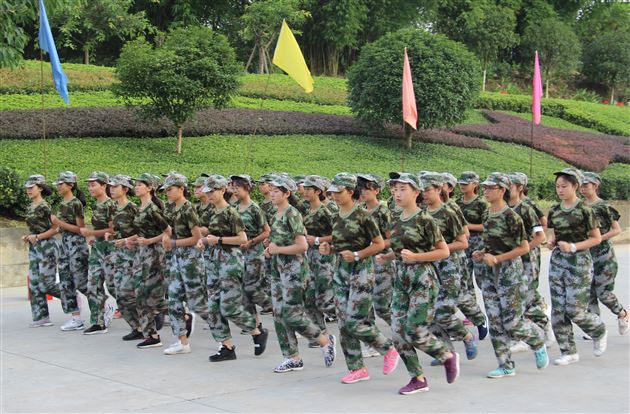 经历磨炼 锻造力量——记棠外初、高2017级新生和国际部2017-2018新学期军训