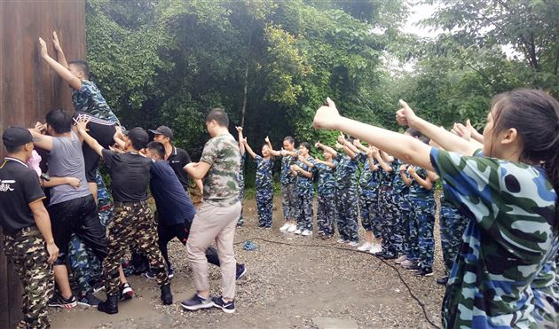 经历磨炼 锻造力量——记棠外初、高2017级新生和国际部2017-2018新学期军训