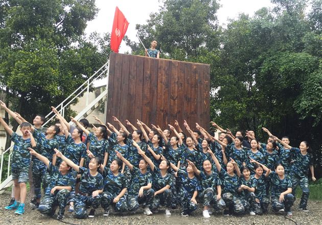 经历磨炼 锻造力量——记棠外初、高2017级新生和国际部2017-2018新学期军训