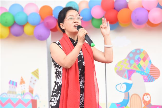 做棠外骄子 筑天府骄傲——记棠外附小2017——2018学年度开学典礼暨教师节表彰大会