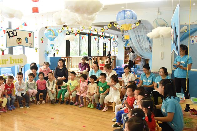 QTALK趣说英语教育集团创始人Maurice Hazan来我园进行英语教学交流