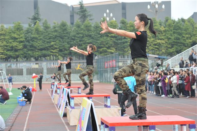 棠外实验幼儿园举行2017亲子运动嘉年华活动