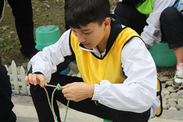 提高安全意识 增强自救能力——棠外国际部开展2017逃生自救训练体验活动