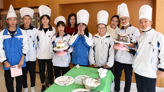 美味情缘聚温情，志愿服务暖人心——记棠外青年志愿者服务行动