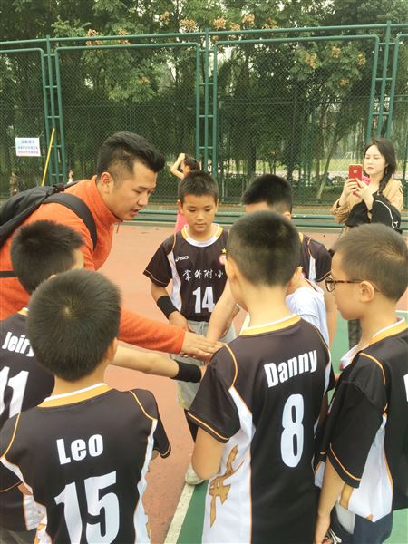 棠外附小排球队在2017成都市排球冠军赛中荣获一等奖