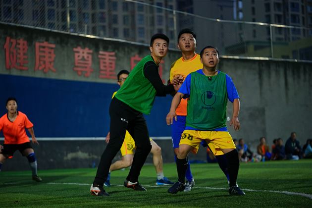 快乐健体齐上阵，教工运动促和谐——记棠外教职工球类运动会