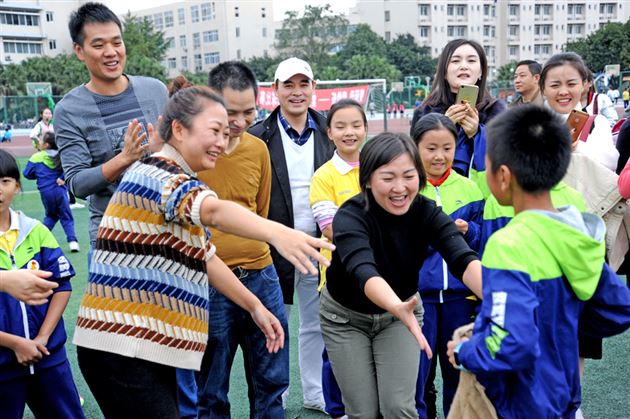 棠外附小成功举行第十四届集体项目趣味运动会