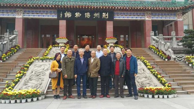 我校教师郭彦飞等一行前往湖北松滋市进行书法交流活动