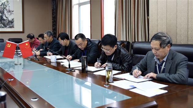 新时代，新思想，新征程，以党的十九大精神引领和推动学校更好发展——棠外党总支召开学习贯彻落实十九大精神工作会