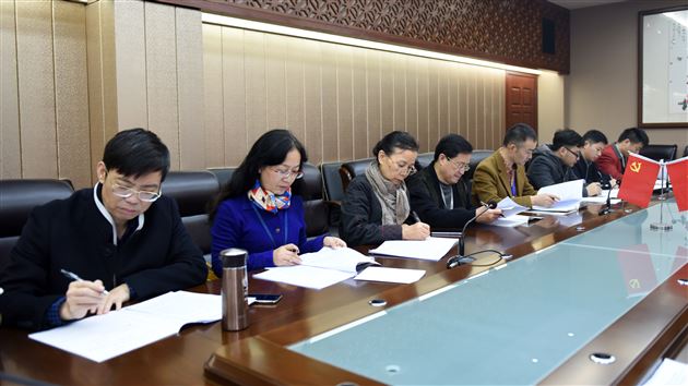 新时代，新思想，新征程，以党的十九大精神引领和推动学校更好发展——棠外党总支召开学习贯彻落实十九大精神工作会