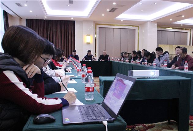 不忘初心 牢记使命——棠外“路遥”年级组高2017级开展党小组活动