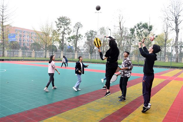 携手高校共谋发展 蓄力棠外体育教育——棠外与西南民大开展体育交流活动