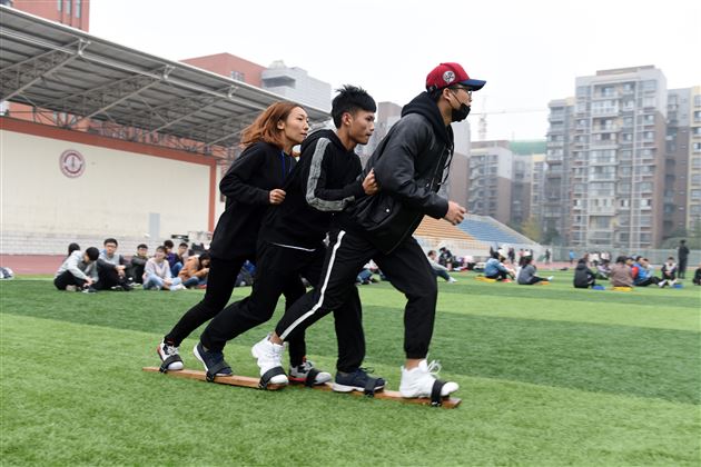 携手高校共谋发展 蓄力棠外体育教育——棠外与西南民大开展体育交流活动