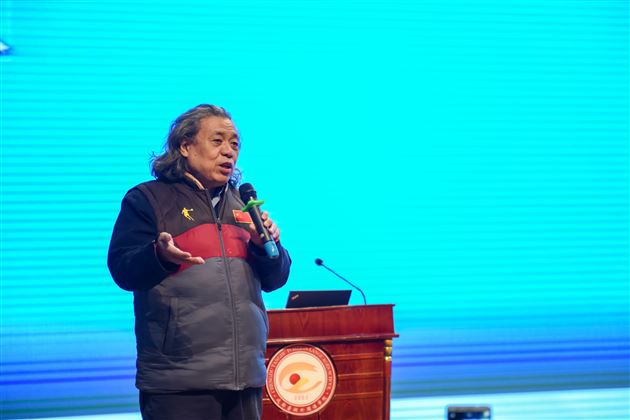 摄影大咖齐聚年会讨论摄影教育 棠外教师影赛获奖彰显艺术底蕴——2017年四川省教育学会摄影专委会年会在我校举行