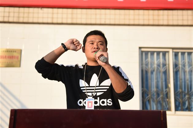 体育与艺术的完美结合 青春与活力的生动诠释——棠外初中部举行第四届冬季集体项目运动会