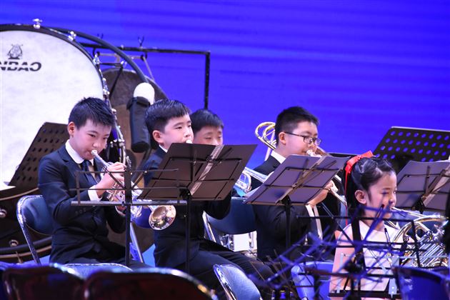 管乐飘飘 旋律飞扬——棠外附小管乐团在2017成都市中小学管乐比赛中荣获一等奖