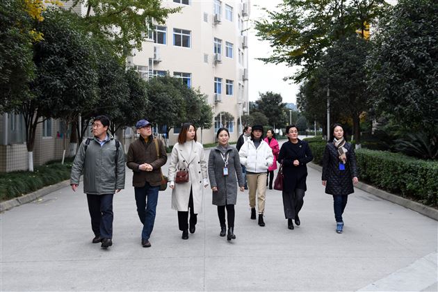 韩国仁荷大学莅临棠外参观交流