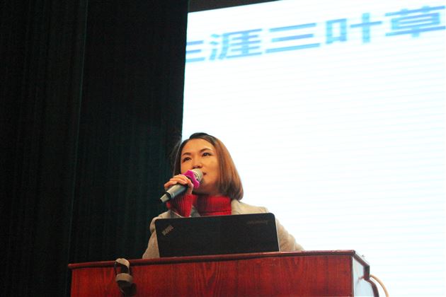 聆听·寻找·追逐——记棠外高2016级生涯规划讲座