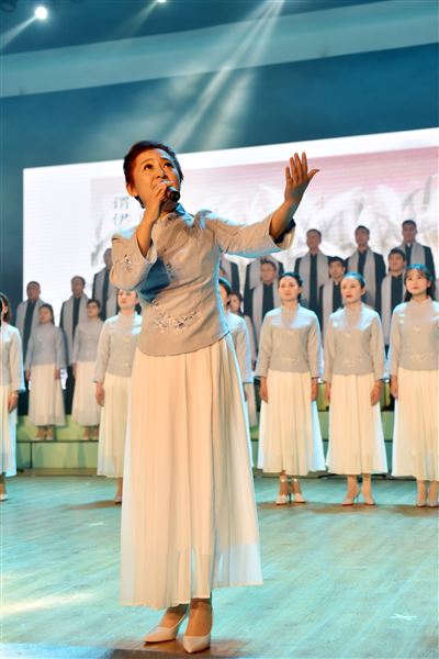 观乎人文则能化成天下 本于国学方可泽被四方——棠外在双流区教职工“国学经典诵”比赛中一举夺魁