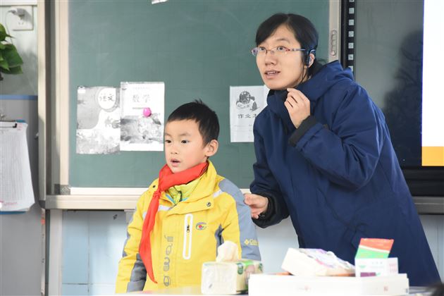 和孩子一起成长——记棠外附小家长开放日活动