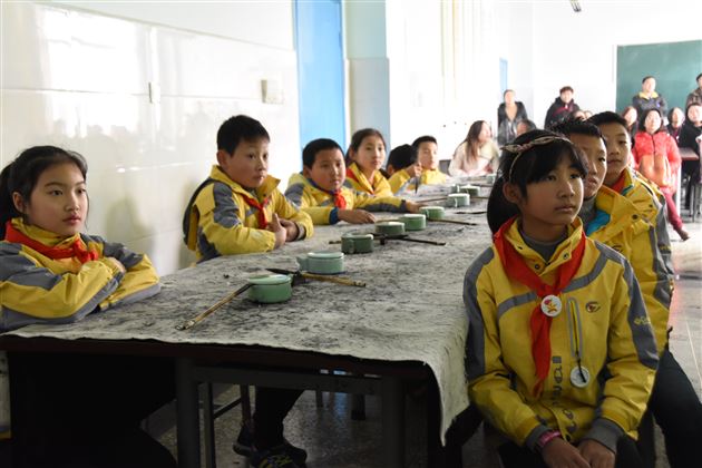 和孩子一起成长——记棠外附小家长开放日活动