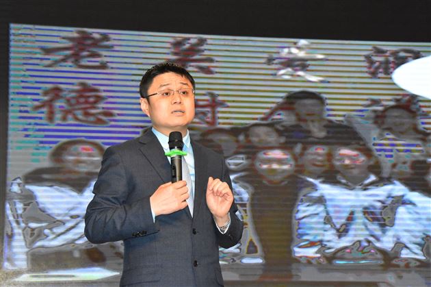 做最好的家长，走进孩子的内心——初2017级亲子教育报告会