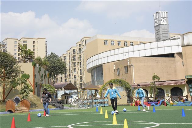 向你致敬，为你打Call——棠外实验幼儿园开展“三八”妇女节庆祝活动