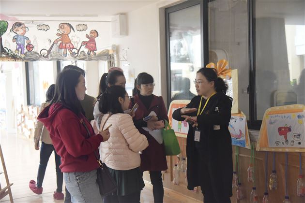 辐射同行 助力发展——棠外实验幼儿园接待新津县幼教同行进行参观交流