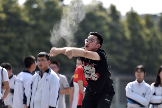 塑文化之魂，强体魄之本，展青春之采，育栋梁之才——棠外高中部第十五届田径运动会盛大举行