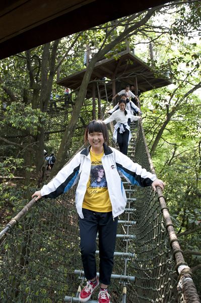 蒙顶山巅茶香扬棠外学子笑语飞——记初2017级蒙顶山中华茶文化研学之旅