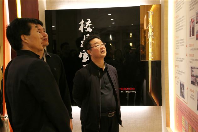 陕西师大锦园学校教师代表团到棠外参观交流