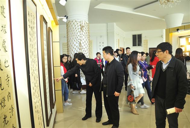 陕西师大锦园学校教师代表团到棠外参观交流