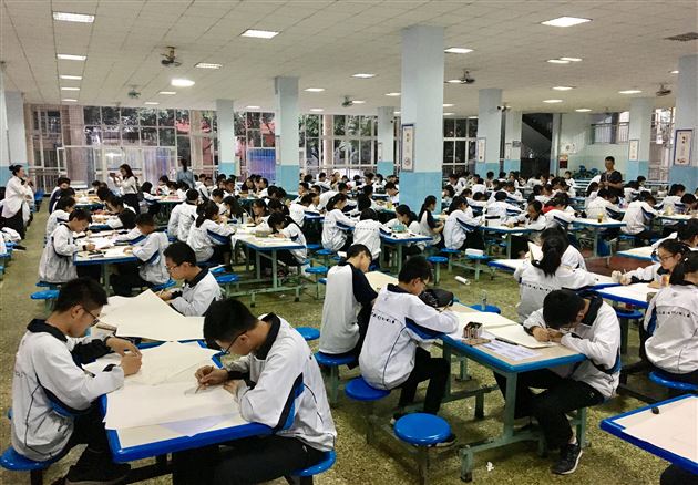 文明棠外善美校园——棠外举行初二、高二海报招贴设计大赛