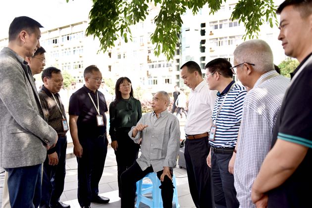 修身养德成志业办学明道因家国——“校长开放日”黄光成校长活动纪实