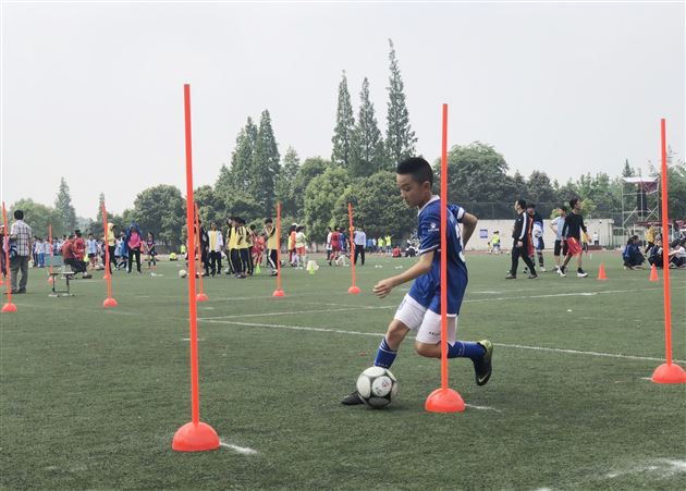 附小参加2018年双流区中小学生田径及集体项目运动会获佳绩