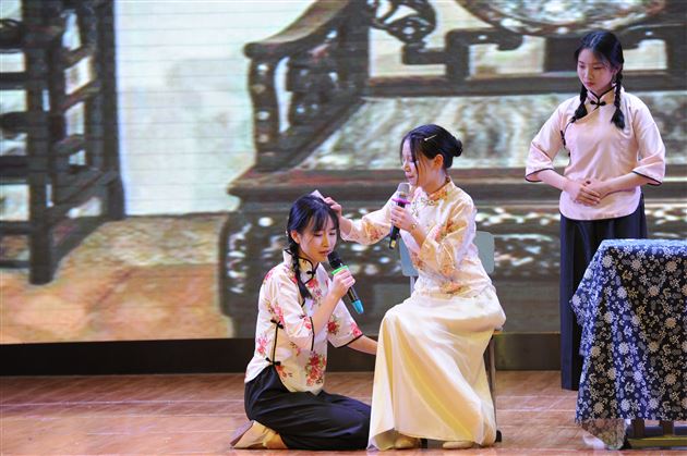 话剧小舞台有你“剧”精彩——高中举行学生综合素质培养系列活动