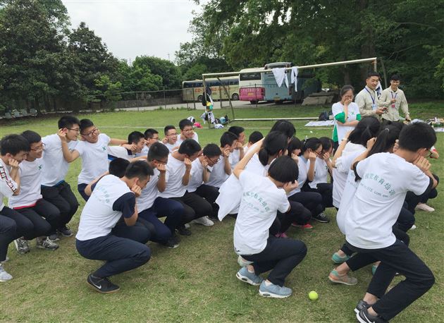 高2016级开展素质拓展研学之旅——棠外高中学生综合素质培养系列活动